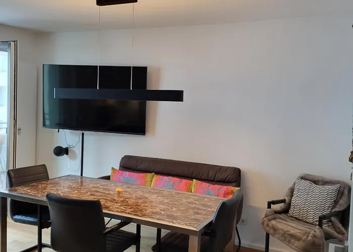 Newsuite-englischen Garten 2 & Privat Parking *